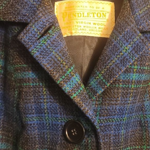Pendleton 100% Virgin Wool, Satin,Plaid Jacket, sz Lg. Green, blue,black, gold. - Picture 3 of 14